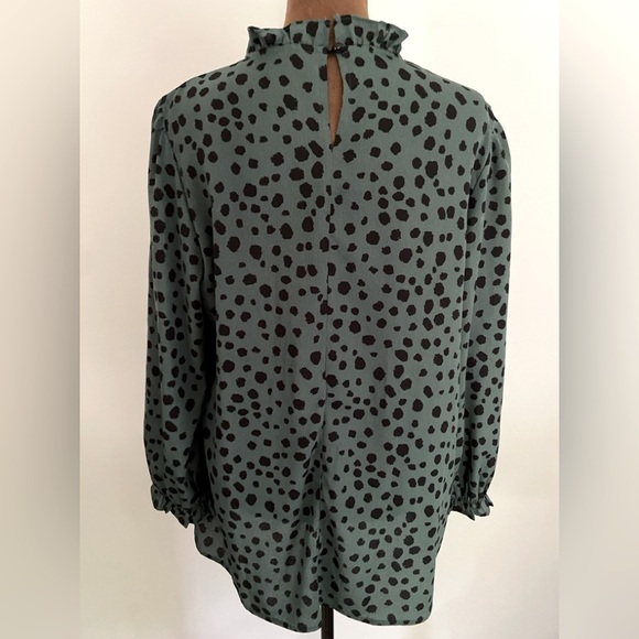 Green and Black Animal Print Blouse with puff sleeves and elastic Ruffle Cuffs. - Picture 6 of 7